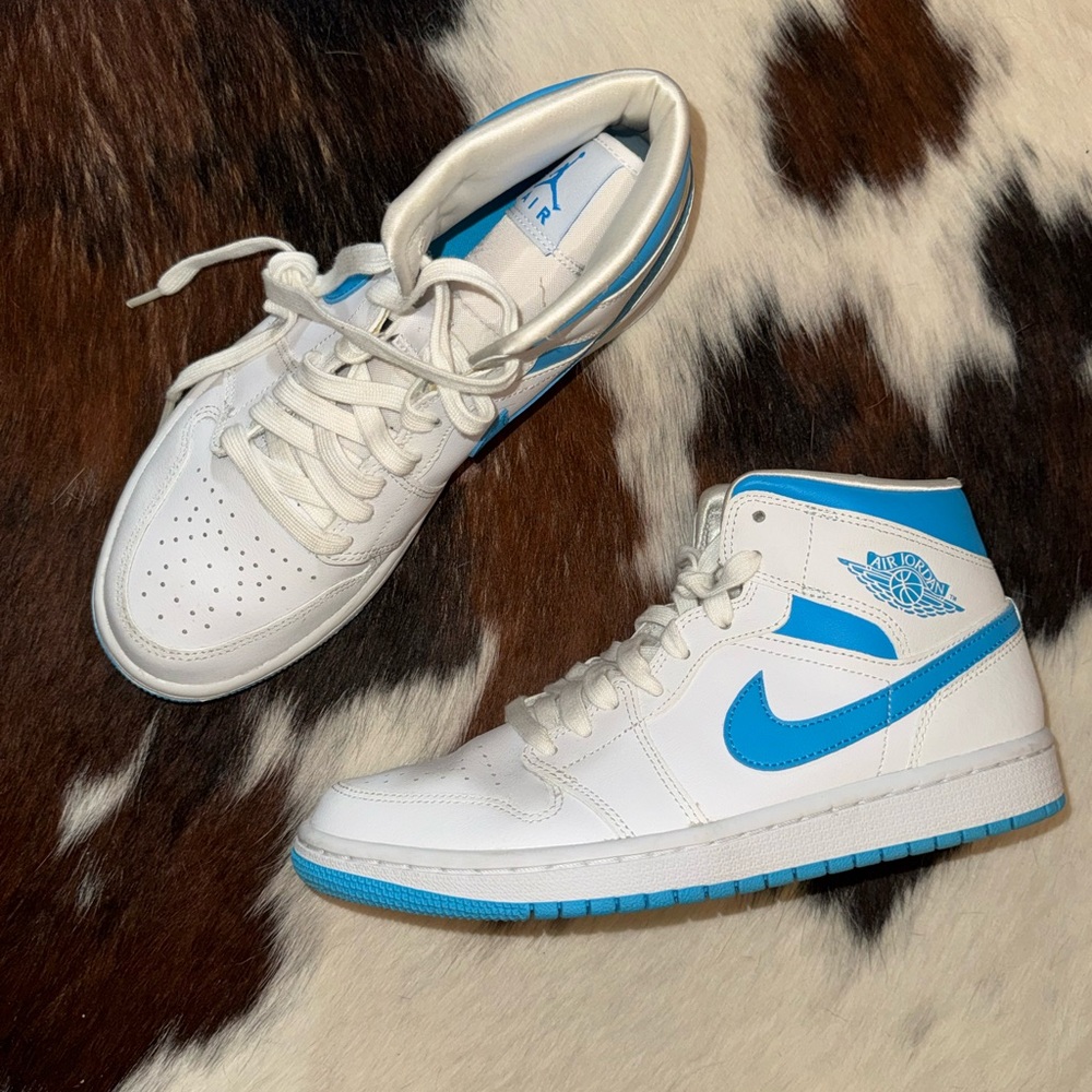 Jordan 1 Mid Blue/White